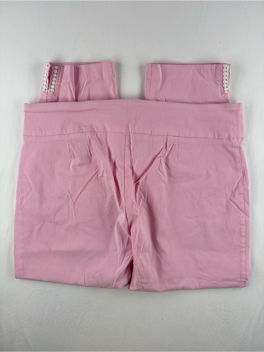 crown & ivy Pink Capris with Button Hem Detail - Picture 3 of 6